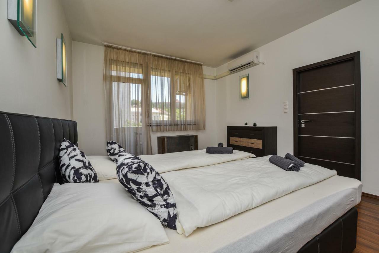 Castle Apartment With Panoramic Balcony Будапеща Екстериор снимка