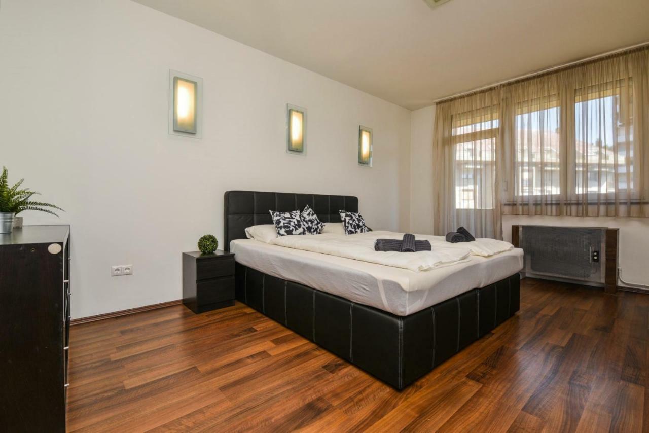 Castle Apartment With Panoramic Balcony Будапеща Екстериор снимка